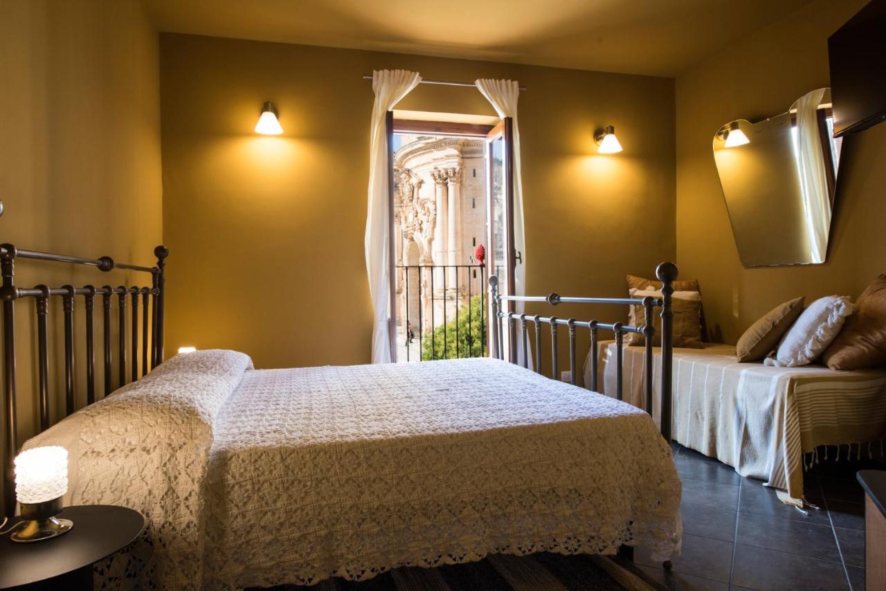 Le Stanze Del Cioccolato Bed & Breakfast Modica Dış mekan fotoğraf