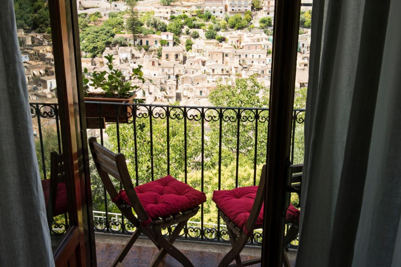 Le Stanze Del Cioccolato Bed & Breakfast Modica Dış mekan fotoğraf